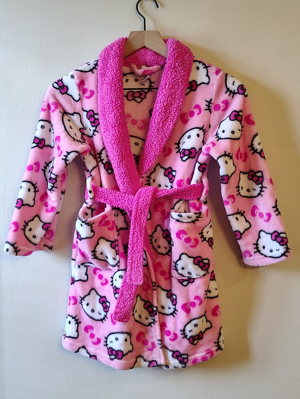 Hello Kitty Bathrobe